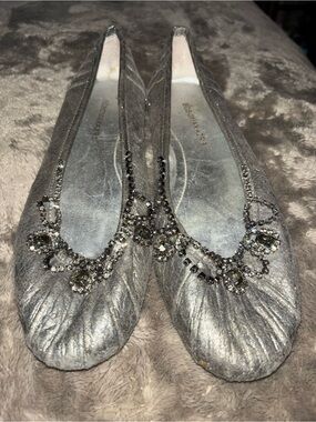 BCBG MAX AZRIA RHINESTONE FLATS